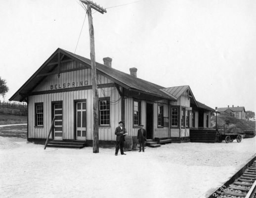 belspringdepot.jpg
This is an October 1947 photograph of the Norfolk and Western Depot at Belsprings, VA.
