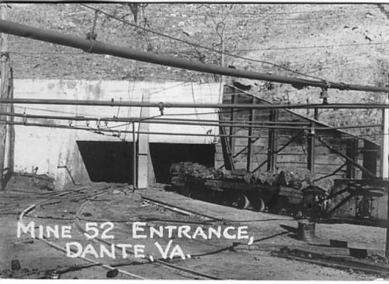 Dante - Entrance to mine No. 52
From a postcard from the mid-20th century.

