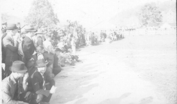 oct38football7.jpg
This John Porter photo shows spectators at the October 1, 1938 football game between Saltville and Glade Spring.
