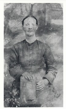 MaryElizabethWeaver0001.JPG
This is a photo of Mary Elizabeth Weaver, daughter of Isaac Weaver and Mary M. Humphrey Weaver.  Mary was born October 15, 1842 and died May 5, 1913.  [email]repunzul@tampabay.rr.com[/email]


