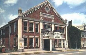 barter2.jpg
A 1940s era post card depicting Barter Theater, State Theater of Virginia, located in Abingdon, VA.
