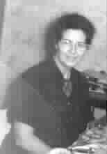 cida.jpg
Cida Agnes Coomes, B. 1899, d/o John Coomes and Elizabeth Fields
Courtesy of Patience Northern
