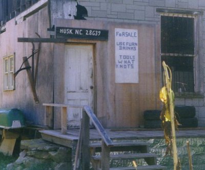 huskpo.jpg
Now closed, this post office building was photographed by Heather Sexton.
