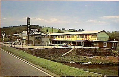 myersmoteltexaco.jpg
This post card is from the 1960s.
