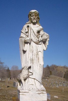 000_0036.jpg
This statue is located in Elizabeth Cemetery in Saltville.

