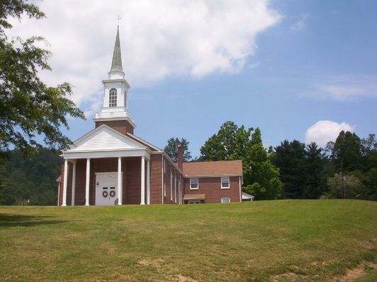 Indepedence - Independence First Baptist Church.
Photo summer 2005 by Jeff Weaver.
