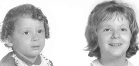 Neaves
This is (on the left) my wife, Tonja Denise Neaves and on the right, Barbara Jane Neaves.... daughters of Albert Lowell and Ruby Jane McClure Neaves. Courtesy of Steve Seivwright.  [email]seivwright@zoominternet.net[/email]


