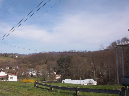 100_1441.jpg
Overlook of the village of Clinchburg.  Photo April 2, 2006 by Jeff Weaver
