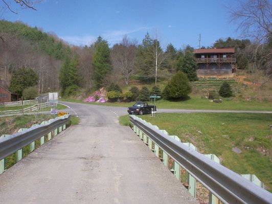 100_1578.jpg
This bridge replaced the ford of the river.  Photo by Jeff Weaver, April 16, 2006.
