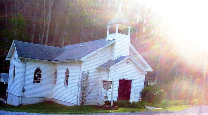 100_1664~0.jpg
Photo by Jeff Weaver, April 23, 2006.  This church is located on highway 16, just north of Hungry Mother Park.
