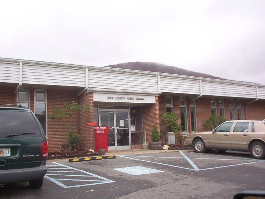 Ashe County Library
Photo October 20, 2006 by Jeff Weaver.
