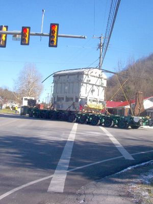 100_1924.jpg
This December 8, 2006 shot by Jeff Weaver shows Appalachian Electric Power moving a massive electric transformer through Saltville.  This thing weighs 480,000 pounds.
