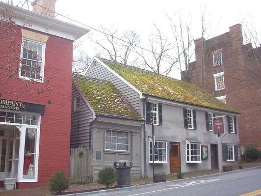 Abingdon - The Tavern
Established in 1779, this photo January 12, 2007 by Jeff Weaver.
