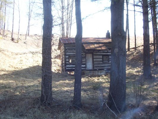 Troutdale - Typical Pioneer Cabin
Photo by Jeff Weaver March 2007.
