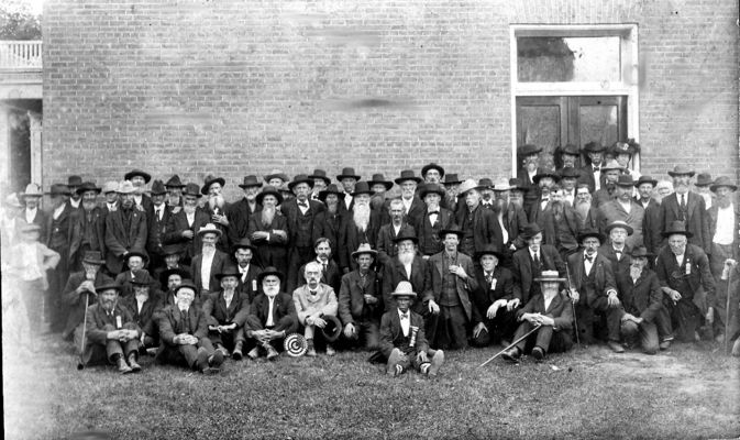 13thtenn1905.jpg
This is a 1905 photo of a reunion of the 13th Tennessee Cavalry, U.S. Army.
