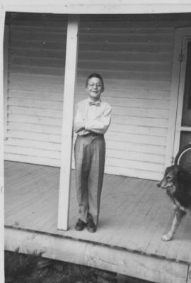 Pugh, Jack
Son of Gerome H. Pugh and Mary Annie Lou Phipps.   Lived in the Weaver's Ford Community.

