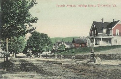 4thavenue1908.jpg
This is a 1908 postcard scene of a residential section of Wytheville.
