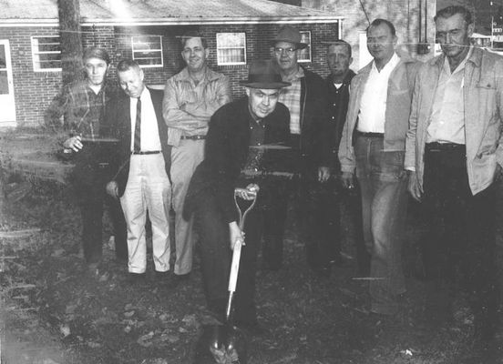 BREAKINGGROUNDFORNEWFIREHALL001.jpg
MAYOR BILL TOTTEN BREAKS GROUND FOR NEW FIREHALL
 
MAYOR BILL TOTTEN IS SHOWN BREAKING GROUND FOR THE NEW FIREHALL BEHIND THE TOWN HALL IN EARLY NOVEMBER OF 1966.
L-R BEHIND THE MAYOR IS JACK BARBROW, MILTON SMITH, DONALD ROBERTS, BOLEN HENDERSON, RONNIE CAHILL, HARLAN PERRY, AND JOHN HENRY SHORTT
 
SALTVILLE PROGRESS PICTURE  Courtesy of Don Smith [email]dsmith1043@comcast.net[/email]
