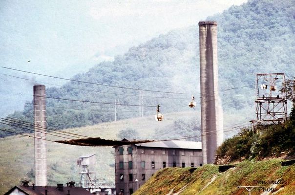 BUCKETLINEAUG1967089.jpg
BUCKETS HEADED FOR THE LIME KILNS...AUGUST 1967.  Courtesy of Don Smith [email]dsmith1043@comcast.net[/email].
