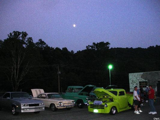 Saltville - Cruise In
OLD CARS...MOONLIGHT...ROCK AND ROLL...DOESN'T GET ANY BETTER THAN THIS
 
BUCK'S DRIVE IN...SALTVILLE, VA....AUGUST 5, 2006 .  Courtesy of Don Smith [email]dsmith1043@comcast.net[/email]

