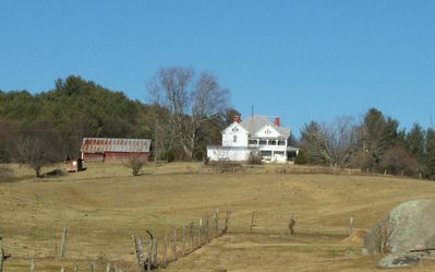 spring valley - William Bourne House
This is the present incarnation of the historic William Bourne home, a.k.a. "Rosie's Cabin" where the first session of the Grayson County Court was held.  Photo by David Arnold. 
