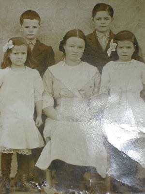 Conley, Tom, Blanche, Nannie Ellen & Mazie Dixon courtesy Mary Zell Absher.jpg
The Wiley Gordon & Narcessa Jane Reeves Dixon children circa 1912, Chester Conley, Thomas Walter, Blanche Cornelia, Nannie Ellen, & Mazie Adaline Dixon.  Courtesy Mary Zell Absher and Carole Eastridge Waters [email]caew619@aol.com[/email]

