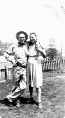 Perkins, Harry and Kate Jones Perkins
Harry Perkins, son of Gordon and Kate Jones Perkins with his wife Ethel Glover Perkins. Courtesy of Cathy Bell [email]cjbell47@goldenwest.net[/email]

