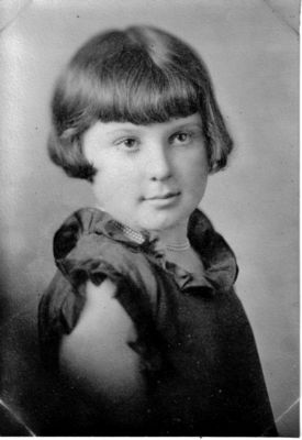 Perkins, Helen
This is Helen Perkins, a cute little girl in 1929 and I don't know anything else about her and wonder if she is still living.   Courtesy of Cathy Bell [email]cjbell47@goldenwest.net[/email]

