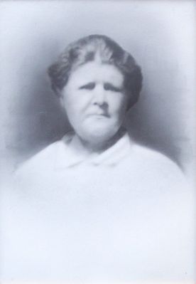 Mary Elizabeth Eastridge courtesy Rose Eastridge Finney.jpg
Mary Elizabeth Reynolds 'Rennols' Eastridge 1871-1936, Ashe County Courtesy Rose Eastridge Finney and Carole Eastridge Waters [email]caew619@aol.com[/email]

