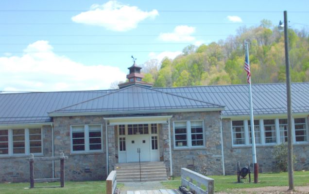 PICT0017.JPG
This school is in western Watauga County, near the Johnson County, TN line.  Photo by Jeff Weaver, April 28, 2006.
