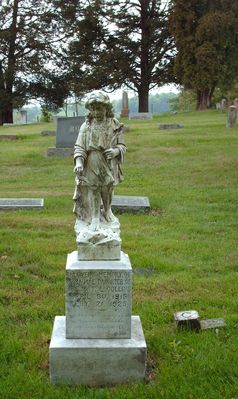 PICT0416.JPG
An unusual grave maker in the Old Baptist Cemetery at Glade Spring.  Photo May 12, 2006 by Jeff Weaver.
