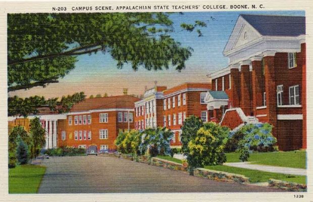 asuquad.jpg
This is from a 1930-45 linen postcard.
