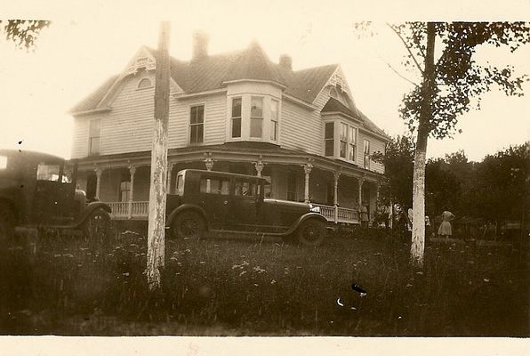Baywood - Kemper Hampton House
This is a 1928 photo of the Kemper Hampton House.  Courtesy of Wade Weekes [email]weekesh@earthlink.net[/email]
