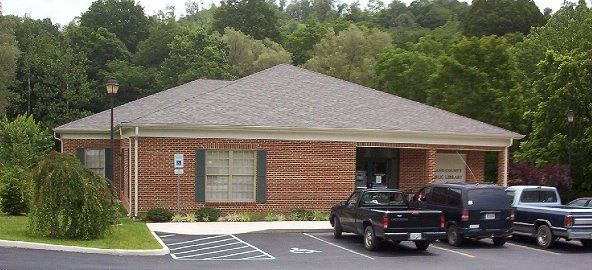 blandlibrary.jpg
Photo by Jeff Weaver, summer 2003.
