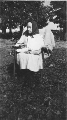 Blevins, Emp
She was the daughter of David Blevins and Nancy Jacks.
Keywords: Blevins Jacks