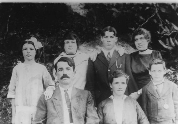 Blevins, James
Back left to right:  Zola, Lucy, Guy & wife Maude Paisley Blevins.  front left to right:  James Blevins, wife Mary Davis Blevins and son Clay. Courtesy of Bette Nelson [email]bette_nelson@comcast.net[/email]
