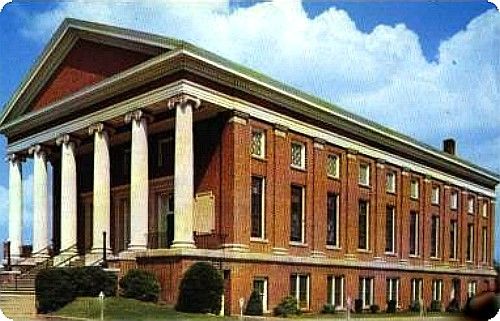 bristolbaptist.jpg
From a 1930-45 era postcard.
