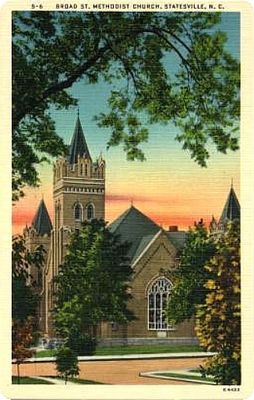 broadstreetmethodist.jpg
This is from a 1930s era postcard.  [url=http://www.broadstreetumc.org/]Click here for the church's website.[/url]
