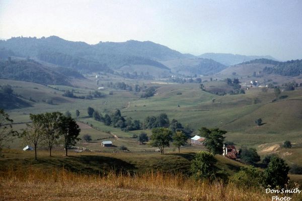 buchananbrosfarm.jpg
BUCHANAN BROTHERS FARM  /  BLACK HILL  /  SMYTH COUNTY, VA.  /   SEPTEMBER 1963  /  LEM.  Courtesy of Don Smith [email]dsmith1043@comcast.net[/email]
