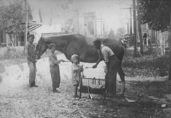 Chilhowie - Chilhowie Blacksmith Shop
Circa 1920, this image is courtesy of Edna Bonham Love.  Note the Model T in the background.
