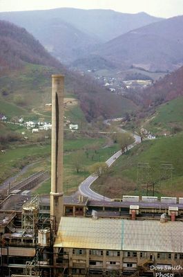 chlorineplant.jpg
OLIN CHLORINE PLANT  /  ALLISON GAP  /  RED ROCK  /  SALTVILLE, VA.  /  APRIL 1969.  Courtesy of Don Smith [email]dsmith1043@comcast.net[/email]

