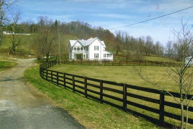 Comers Rock - Farm Stead
Beautiful Victorin Home and nice farm.  Photo by Jeff Weaver, March 21, 2008.
