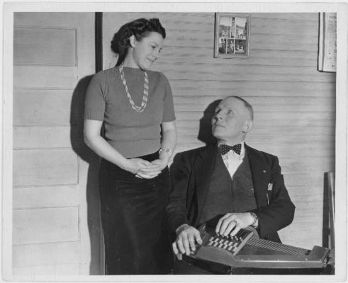 davisdoc.jpg
Photo 1937, from collections of the Library of Congress.
