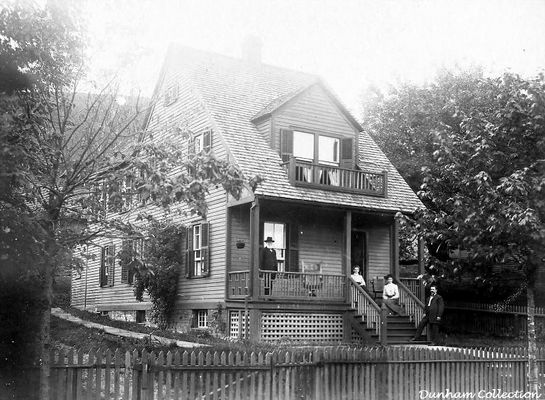 Dunham, M. S. Family
THE M. S. DUNHAM FAMILY  /  WEST MAIN STREET  /  SALTVILLE, VA.  /  CIRCA 1907
 
PHOTO FROM DUNHAM COLLECTION.  Courtesy of Don Smith [email]dsmith1043@comcast.net[/email]



