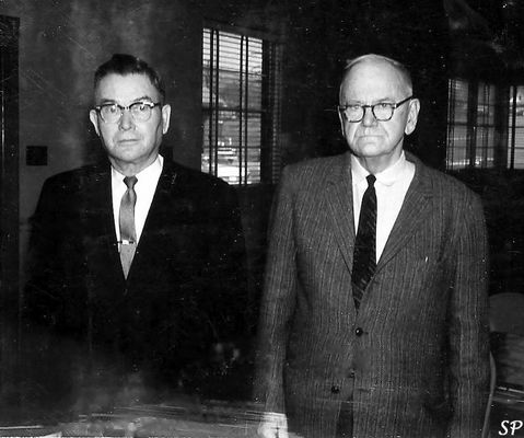 Frye, Sanders and Doug Shannon
COUNCILMEN SANDERS FRYE, LEFT, AND DOUG SHANNON
 
1960s
 
SALTVILLE PROGRESS PHOTO.  Courtesy of Don Smith [email]dsmith1043#comcast.net[/email]



