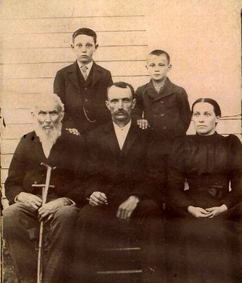 gdreeves.jpg
Front Left to Right: George D Reeves (my Great, Great Grandfather), William Reeves, Cora Smith Reeves Rear Left to Right: Charlie and Lester Reeves.  Courtesy of Bill Payne.
