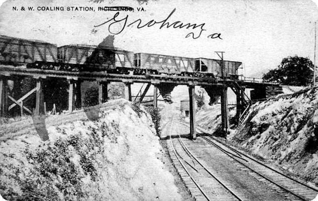 grahamcoaling1910.jpg
This is from a 1913 postcard.
