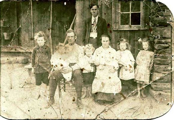 ingrich5.jpg
Family of Richard Ingool (1867-1941).  They lived near Hays on Absher Rd.  The man standing is not known.  (From left with ages) German (9), Fonce (2), Richard (31), Denver (3), Mary Jane (28), Crom (5 months), third child (name unknown, age 5), and Blanch (7).  Summer 1899.  Courtesy of Jason Duncan [email]jmduncan@statesville.net[/email]
