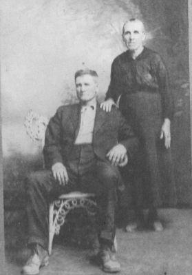 jonescharlie2~0.jpg
Courtesy of Viola Shentons [email]shentons@thevillages.net[/email]
