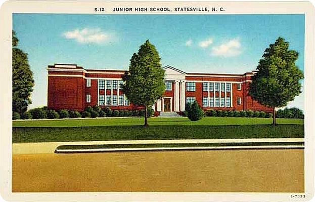 jrhigh.jpg
This is a 1940s era linen postcard.
